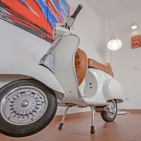 Διαμέρισμα Ocean View - Vespa 50 *